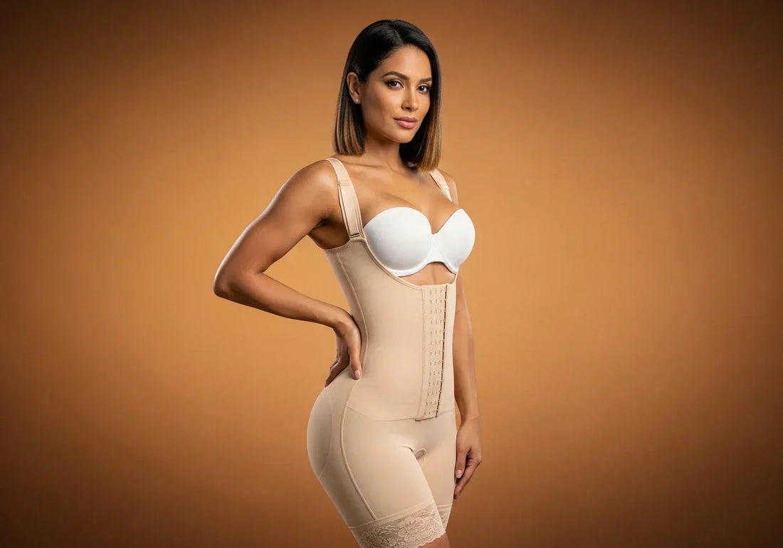 Ilustración conceptual de una faja colombiana con iconos de diferentes beneficios (moldeo, soporte, realce, confianza).